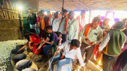 धान छोड़ मखाना अपनाया: धमतरी की महिलाएं बन रही आत्मनिर्भर, 90 एकड़ में शुरू हुई नई क्रांति!