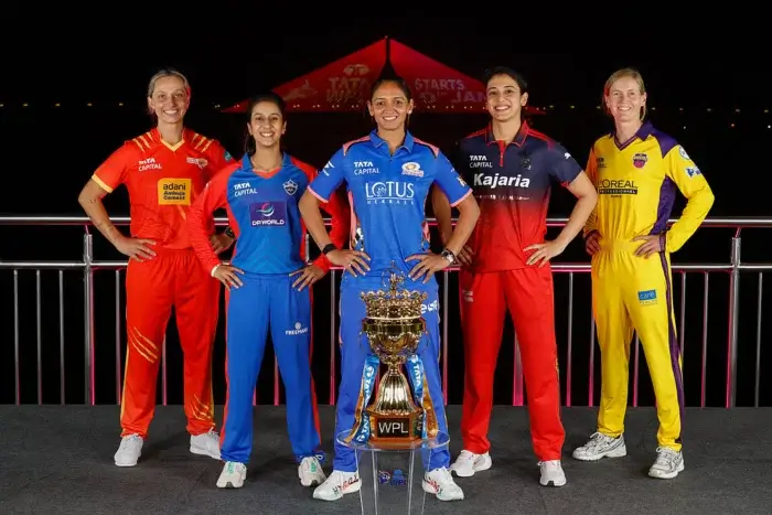 WPL 2026 का धमाकेदार आगाज आज: डिफेंडिंग चैंपियन MI का RCB से हाई-वोल्टेज मुकाबला, पूरा शेड्यूल और टीमें यहां