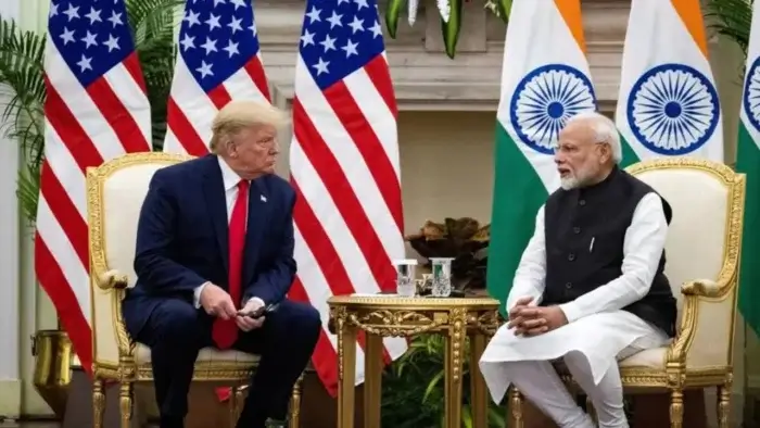 ट्रम्प का बड़ा फैसला: रूसी तेल खरीदने वाले देशों पर 500% तक टैरिफ, भारत-चीन पर सीधी नजर